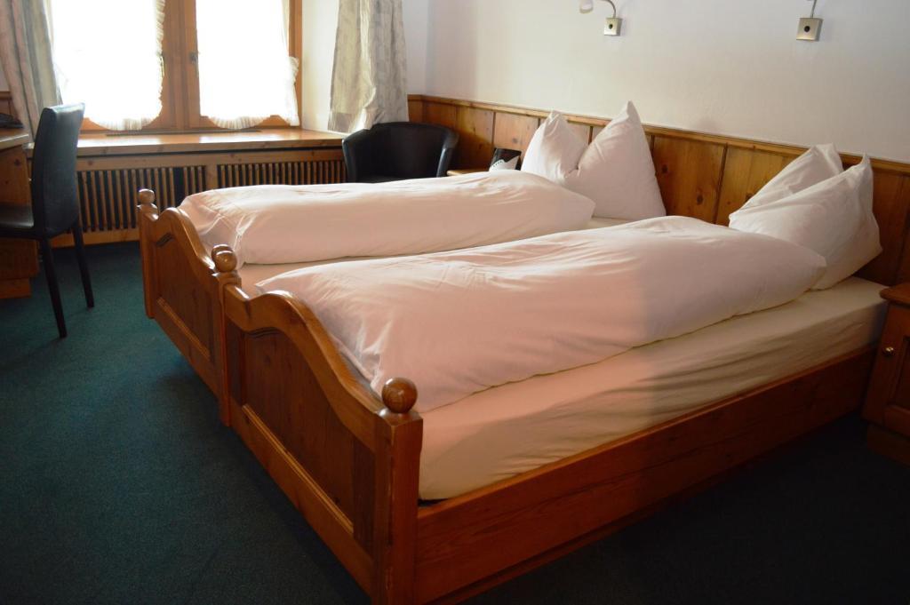 Hotel Zum Kreuz Aarau Ruang foto